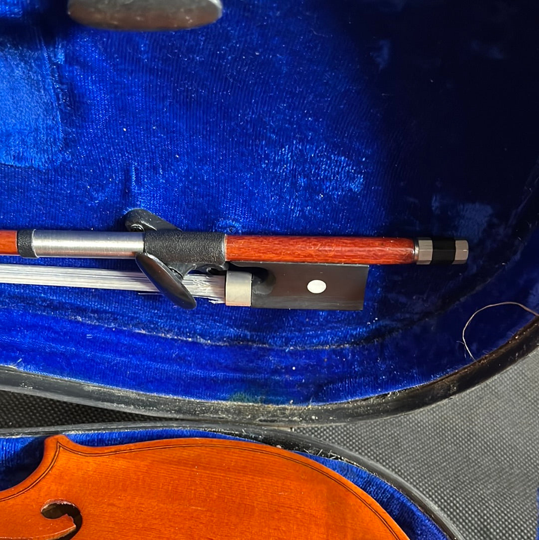 1400 Student 1/2 Violin In Old Style Hard case, Used - BB56