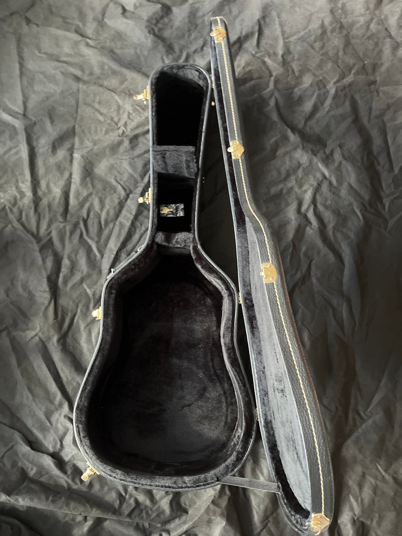 Hard case for Dreadnought Acoustic Guitar - HH01D