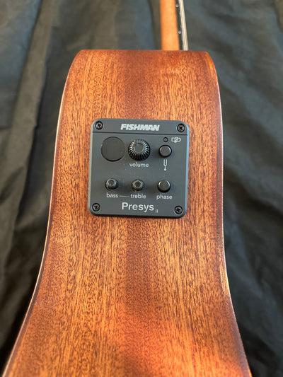 000MC-15E Electro-Acoustic Guitar - B Stock - Finish 2nd