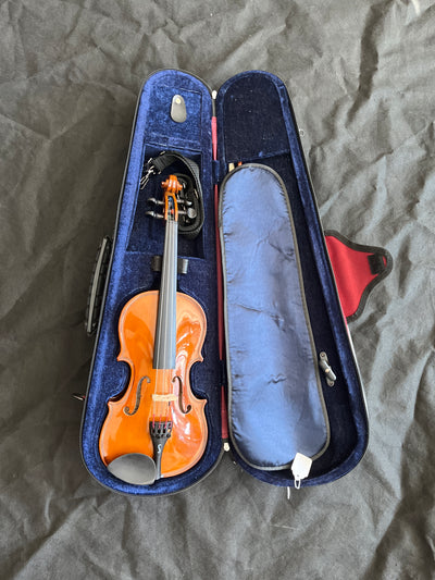1500 Stentor 2 Violin, 1/8 Size, Used - GG64C