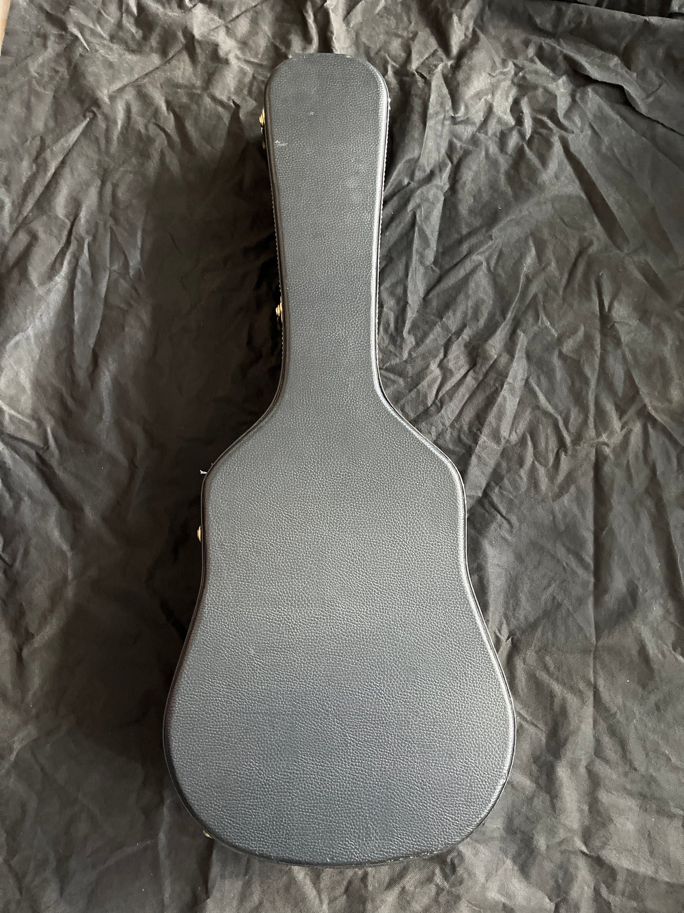 Hard case for Dreadnought Acoustic Guitar - HH01D