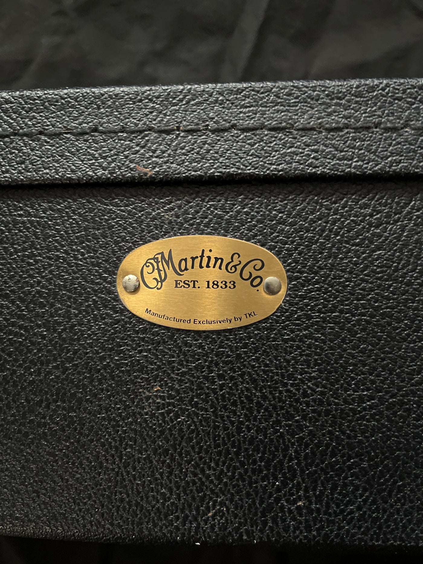 Hard case for Dreadnought Acoustic Guitar