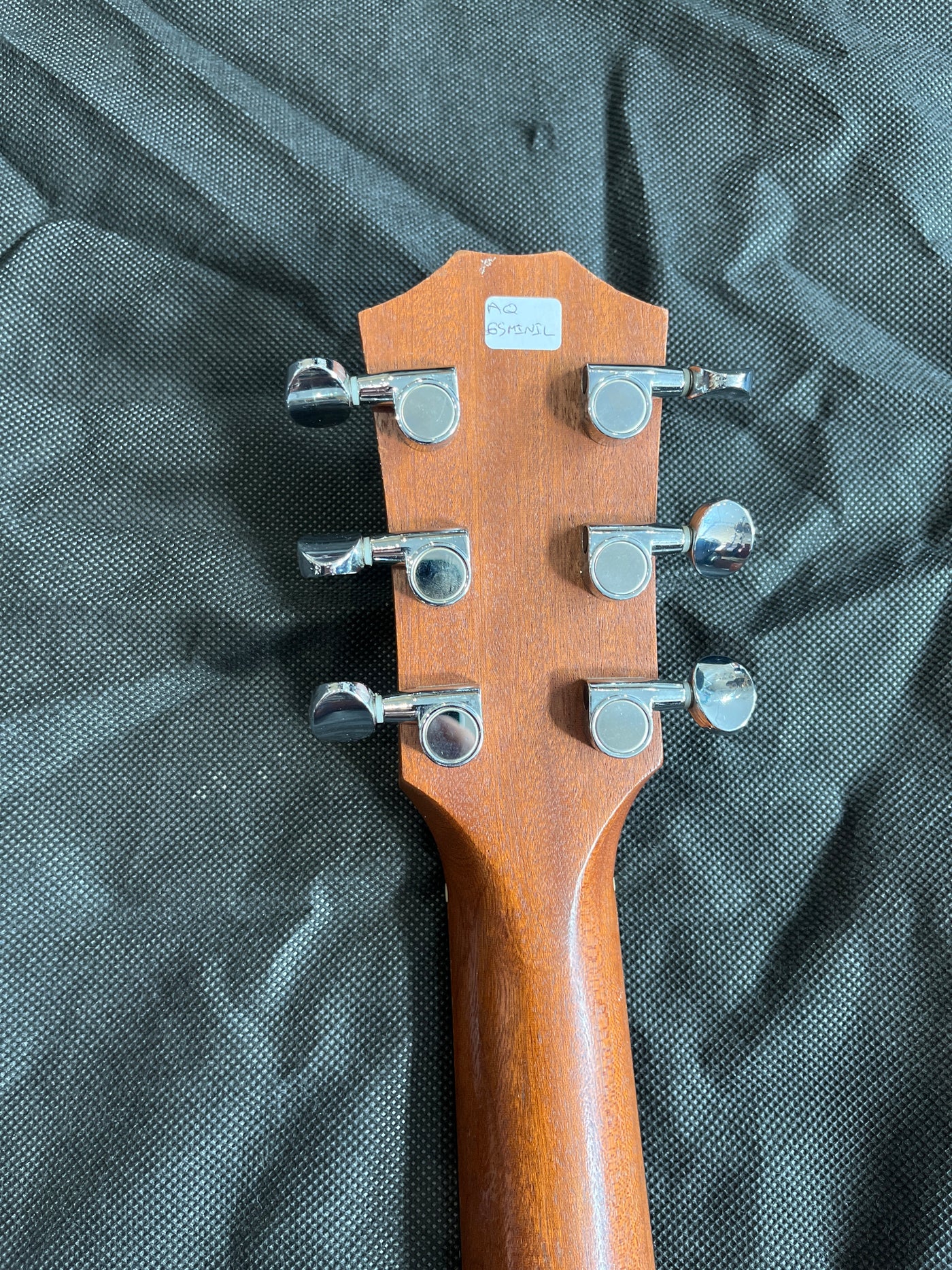GS Mini Left handed, All Mahogany, Electro-Acoustic Guitar & Bag, Used