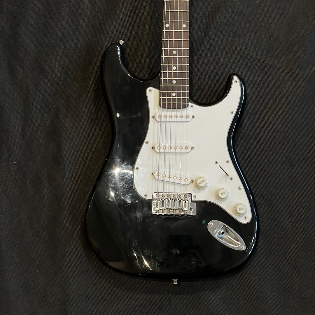 Affinity strat, Black, Used - EE98B