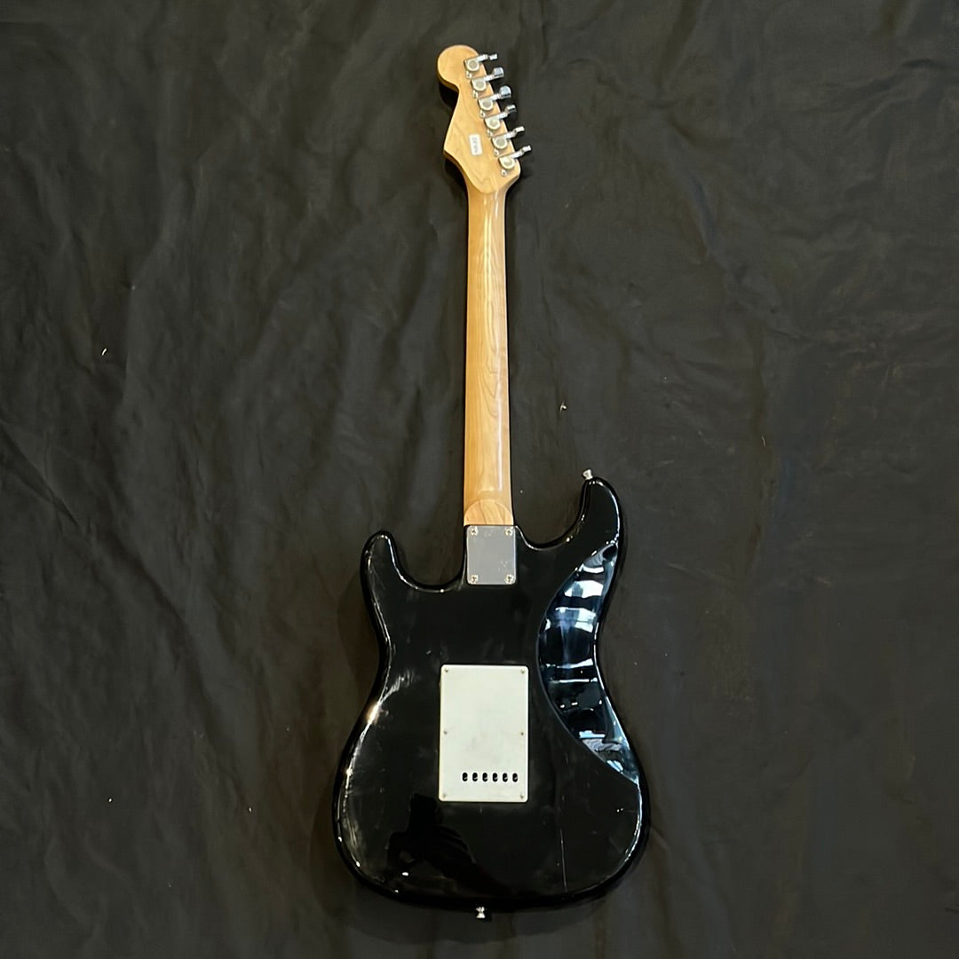Affinity strat, Black, Used - EE98B