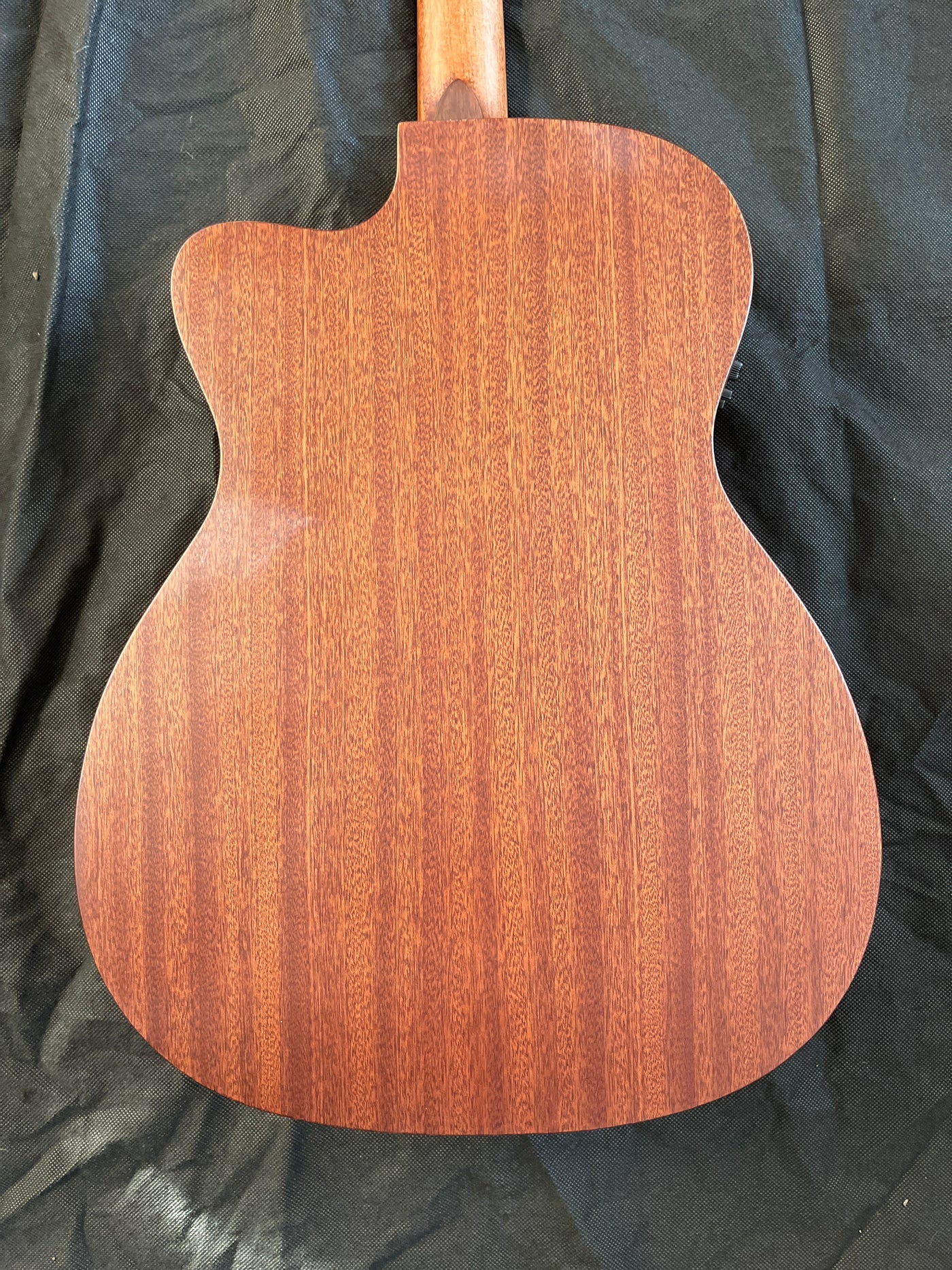 000MC-15E Electro-Acoustic Guitar - B Stock - Finish 2nd