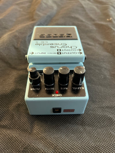 CE-5 Chorus, Used - HH21D