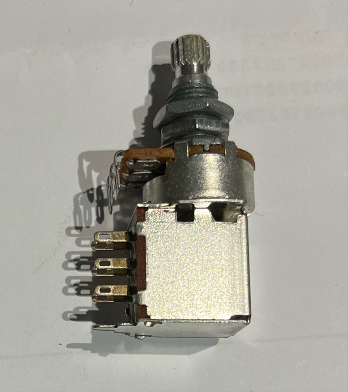 Guitar Pot 500K Linear, Pull-On Switch