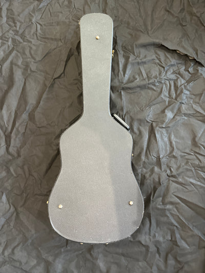 Hard case for Dreadnought Acoustic Guitar - GG04B