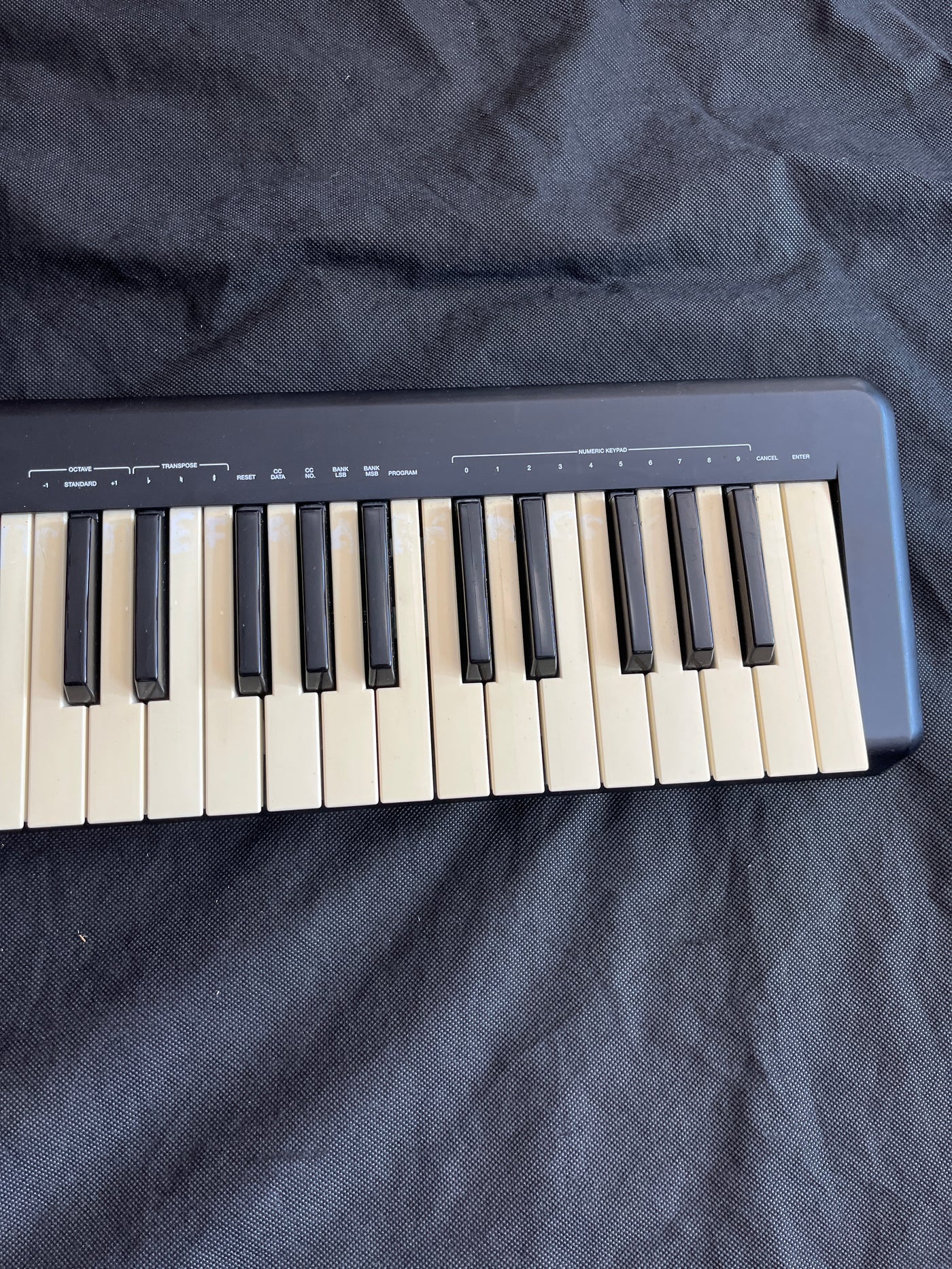 Q49 USB / Midi Keyboard Controller, Used
