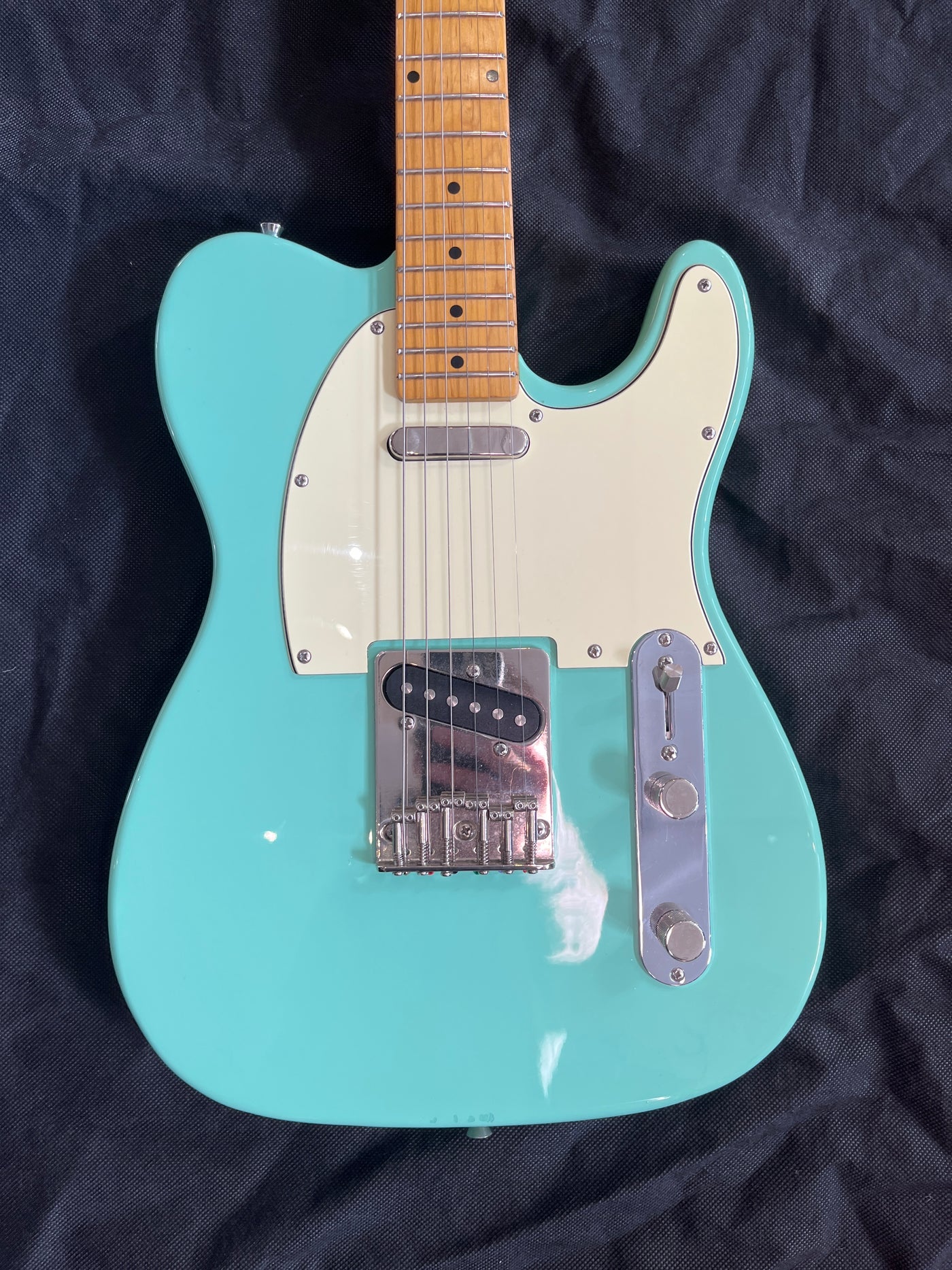 T-Type Electric Guitar, Used - GG95A