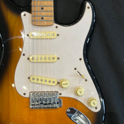 Affinity strat, sunburst, maple, Used - FF08