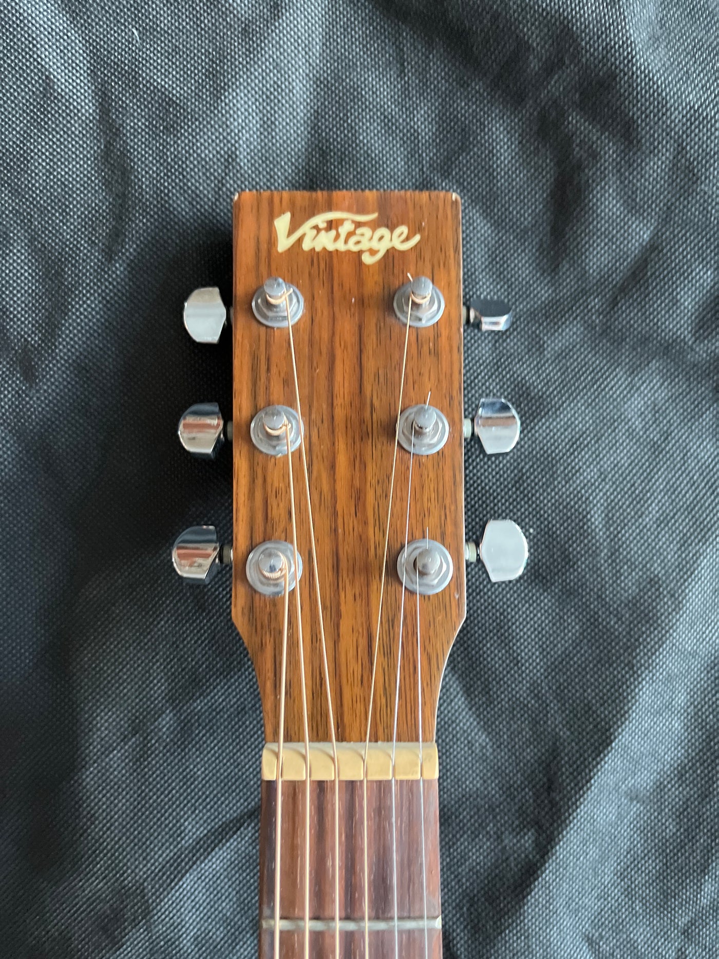 V400 Mahogany Acoustic Guitar, Used - GG74