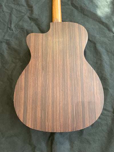 000-TCE + Electro-Acoustic guitar, Natural, Used - GG44