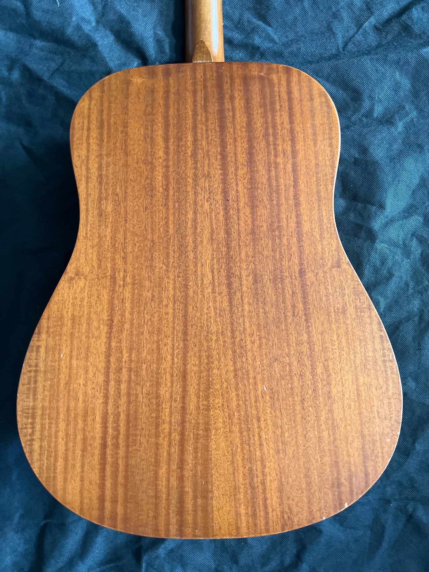 V400 Mahogany Acoustic Guitar, Used - GG74