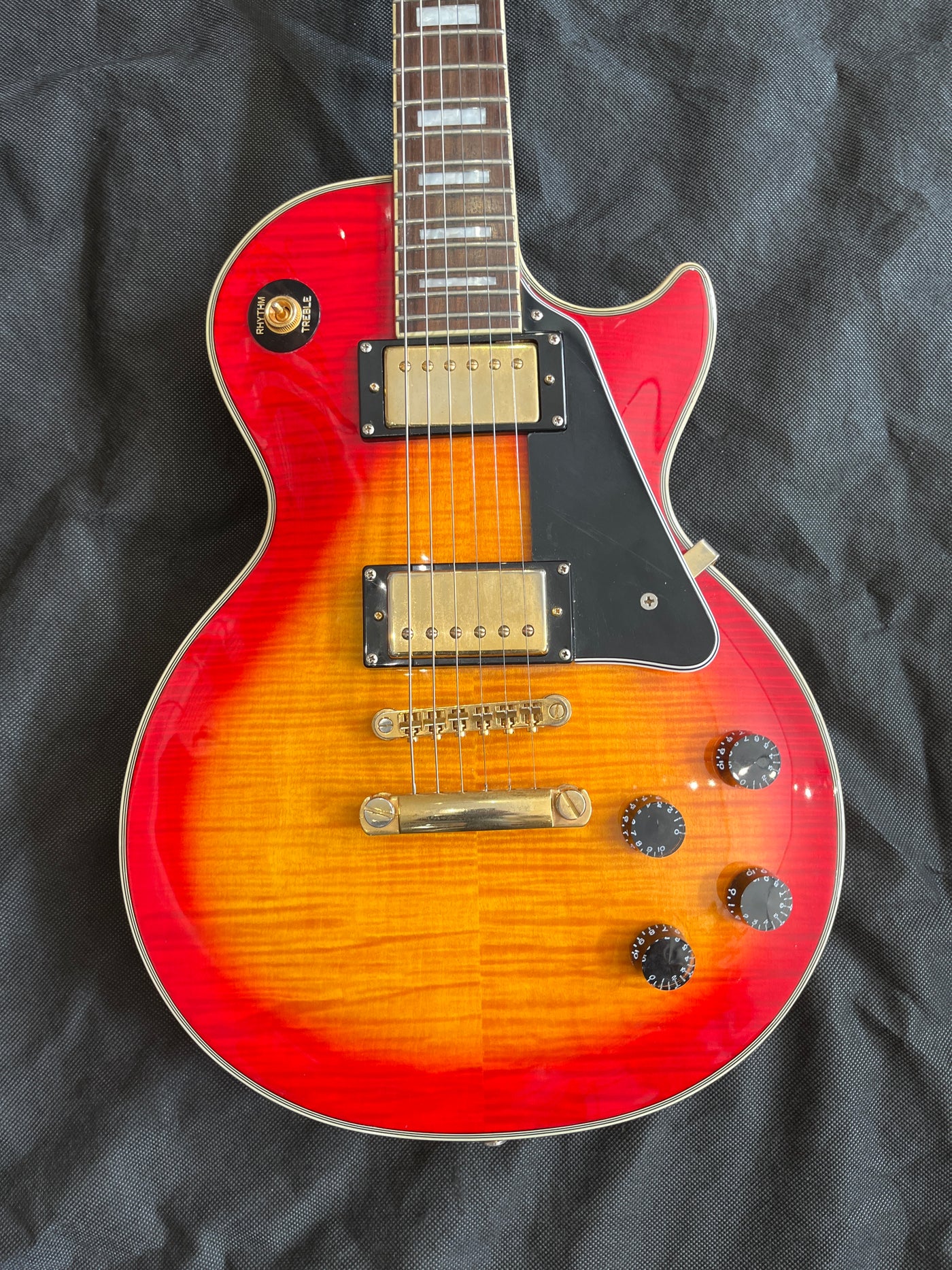 2004 Les Paul Custom Cherry Sunburst, Korean, Used - GG32A