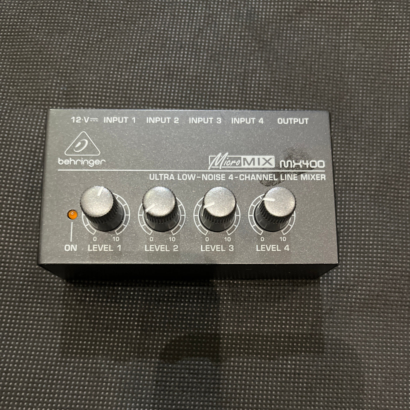 MX400 Ultra low noise 4-channel mixer, Used - FF93B