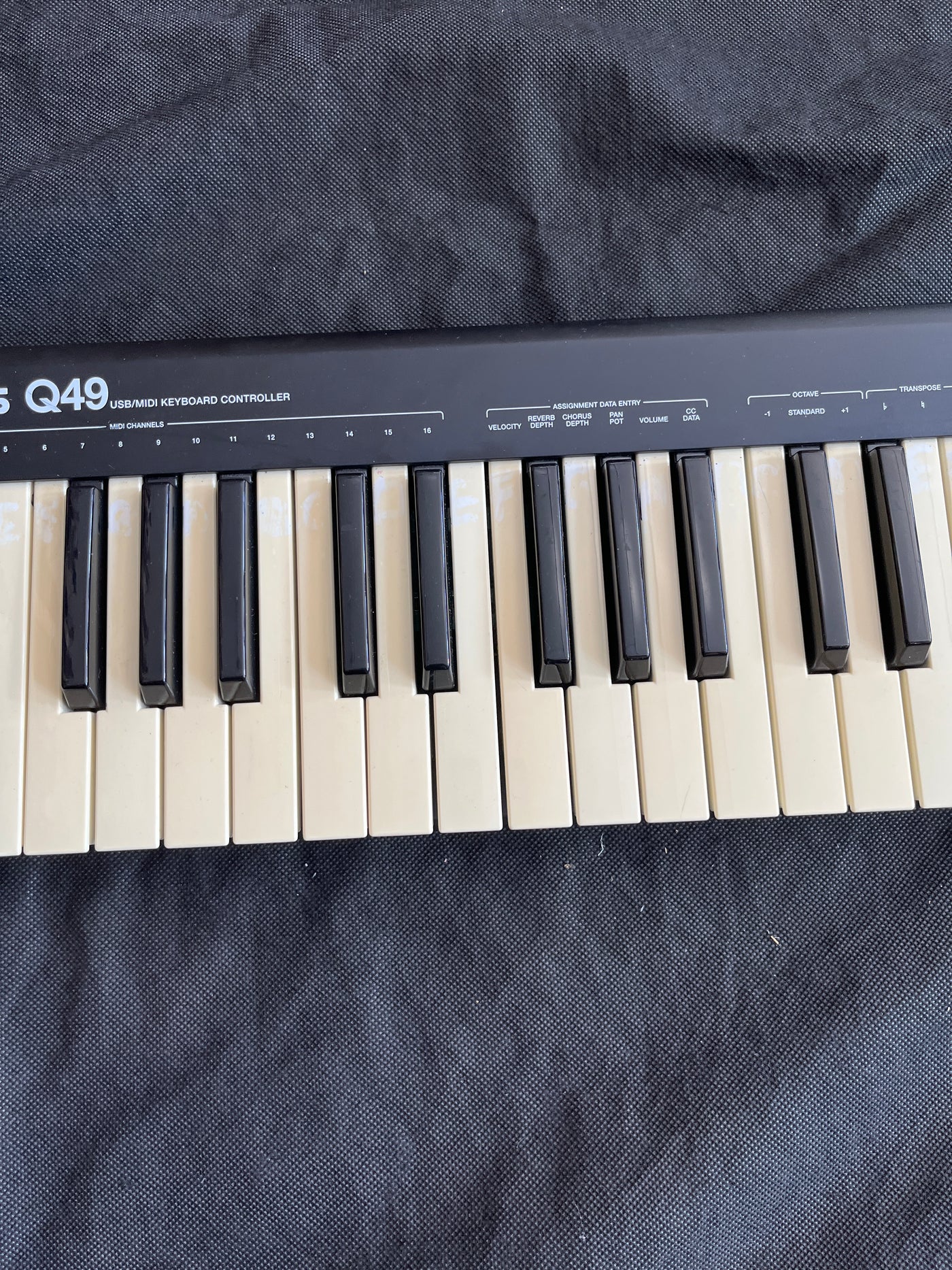 Q49 USB / Midi Keyboard Controller, Used