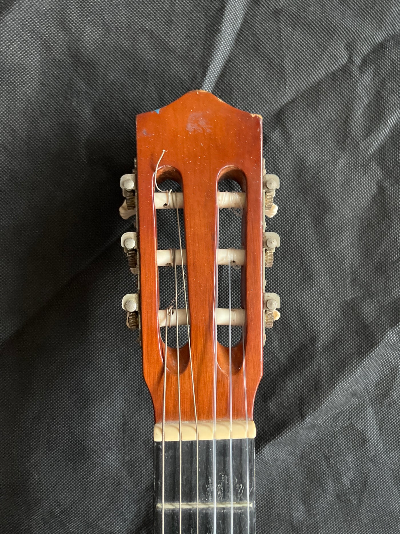 C542 - 4/4 size classsical guitar, Used