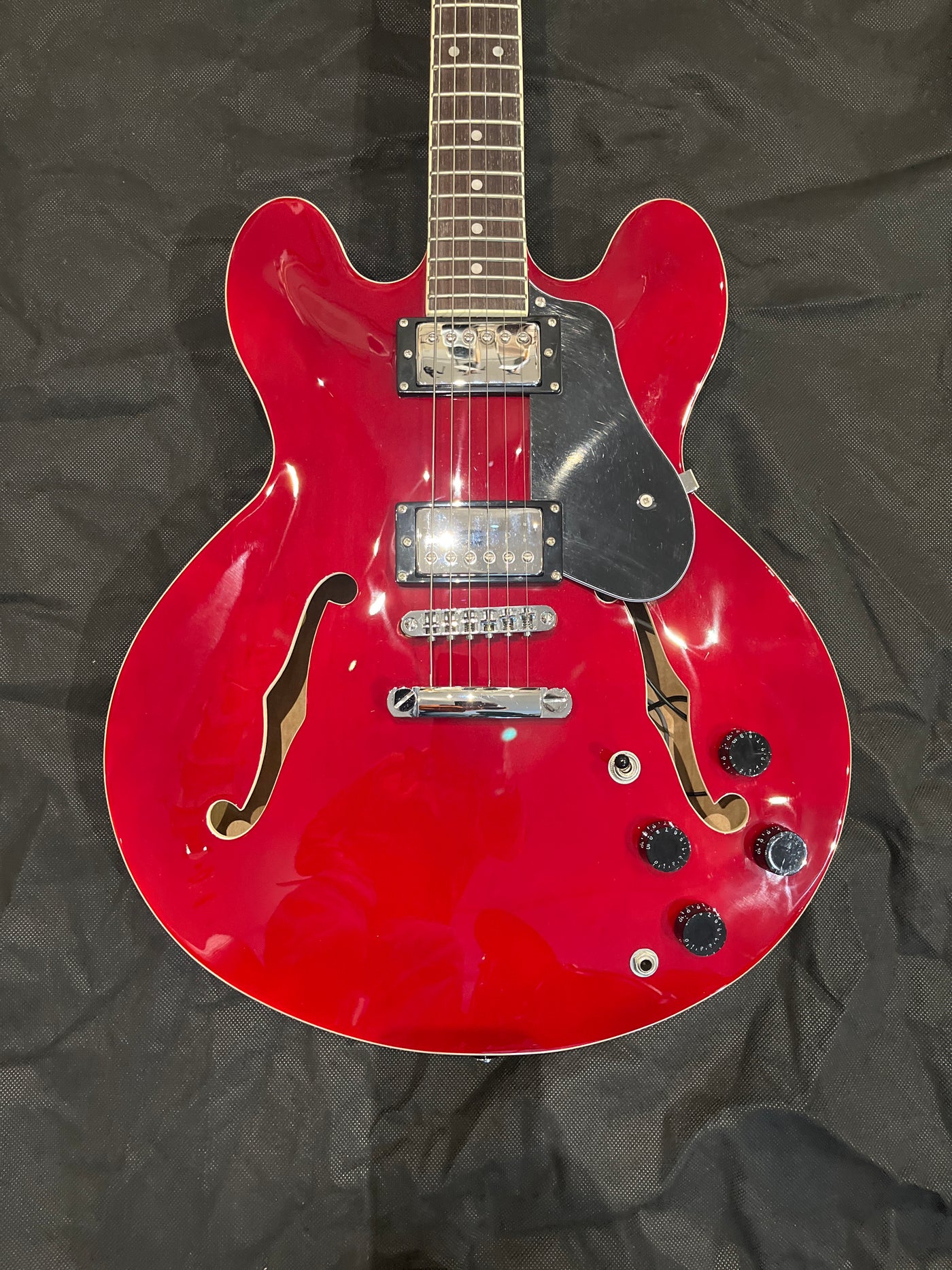 Semi-Acoustic Guitar, Red, Used - FF86F