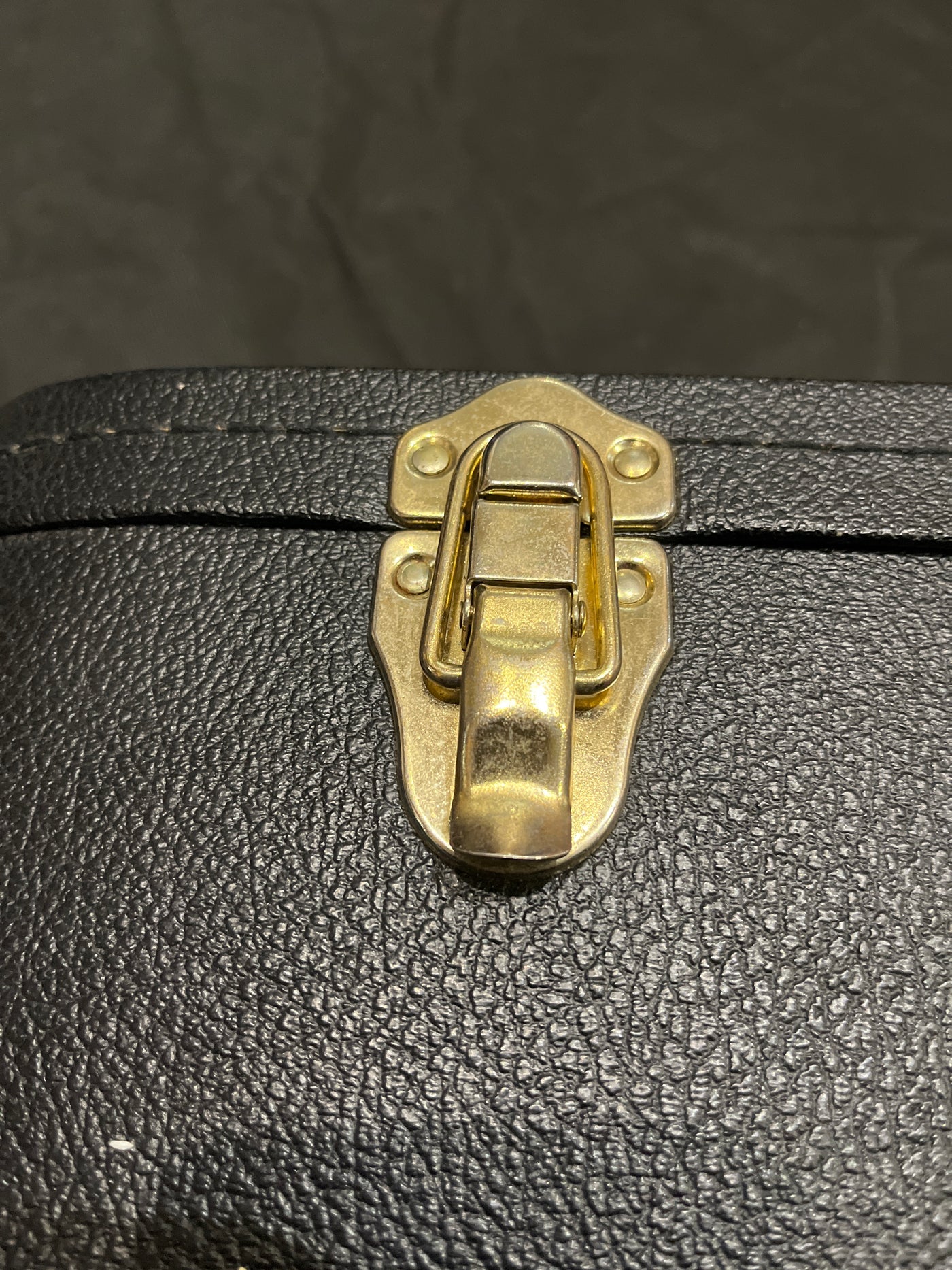 Hard case for Dreadnought Acoustic Guitar