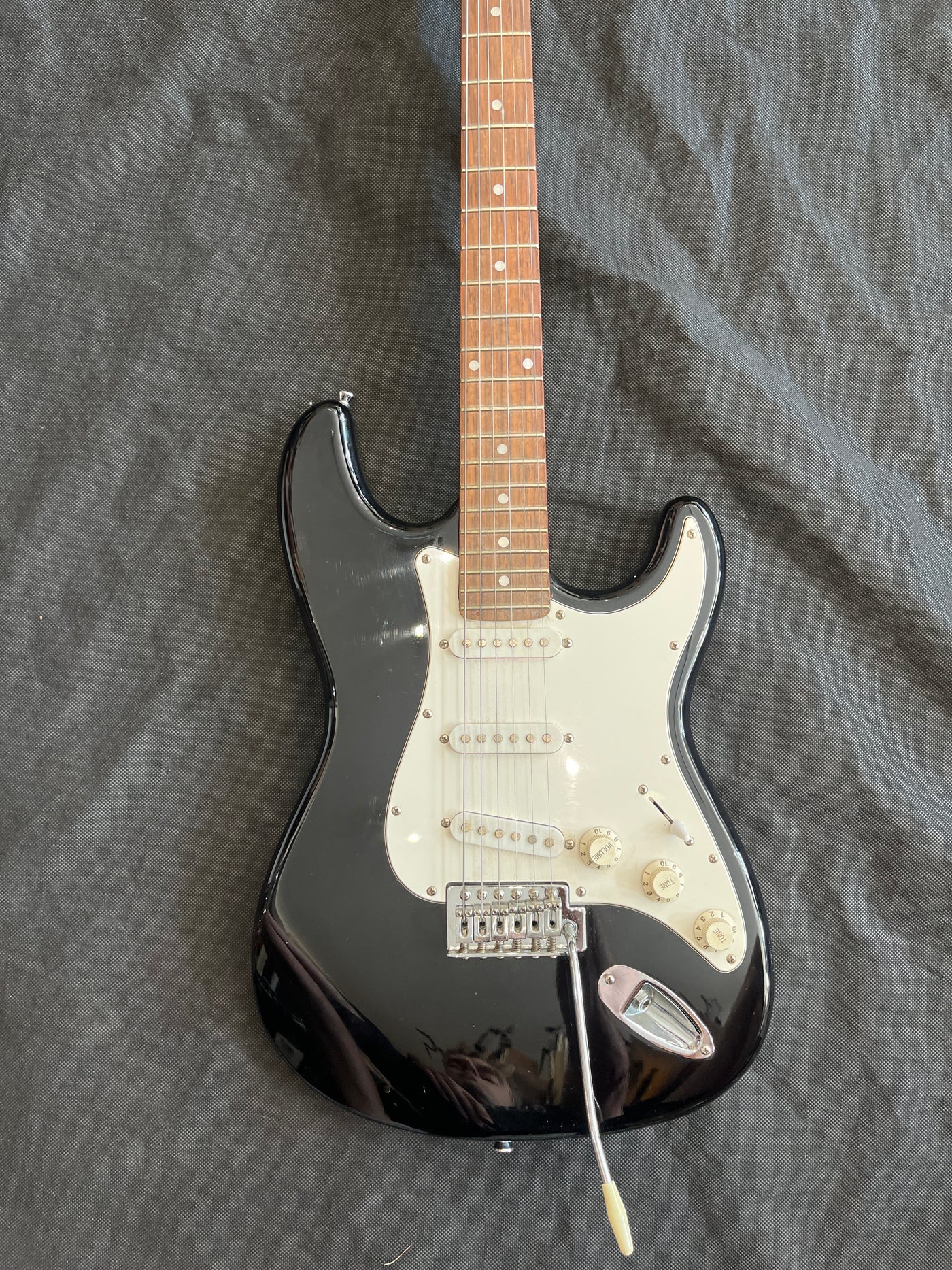 ST Type Electric Guitar, Black, Used