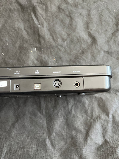 Q25 USB / Midi Keyboard Controller, Used - Q25-1