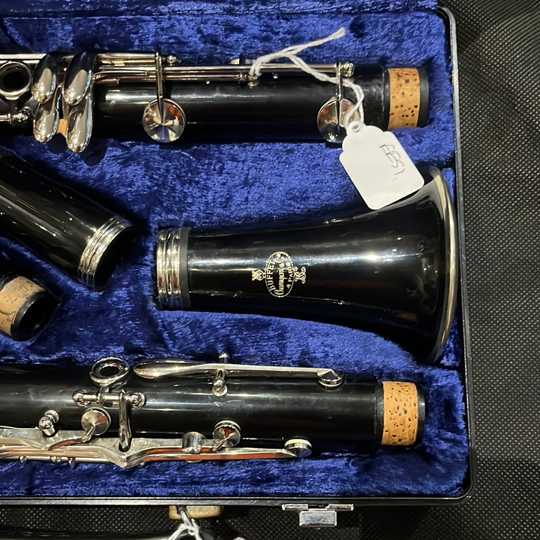 B12 Bb Clarinet Outfit, Used - EE51