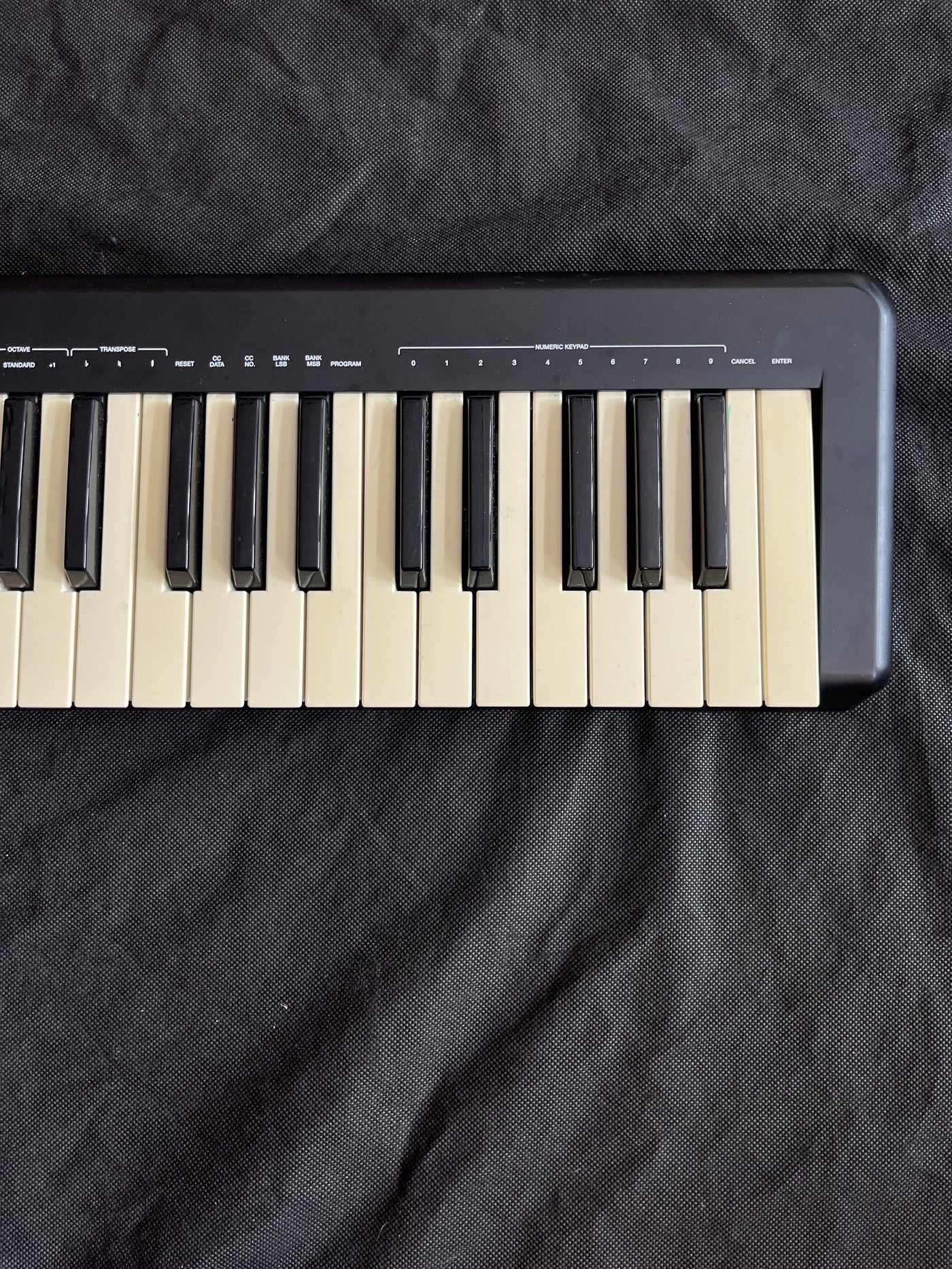 Q49 USB / Midi Keyboard Controller, Used - Q49-2