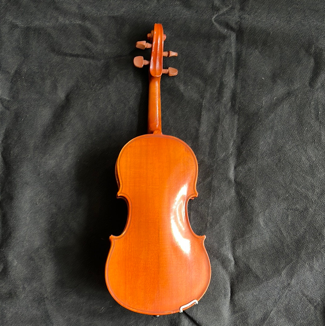 1400 Student 1/8 Violin In Old Style Hard case, With New Bow, Used