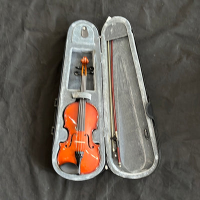 EF - 1/4 Size Violin Outfit, Used