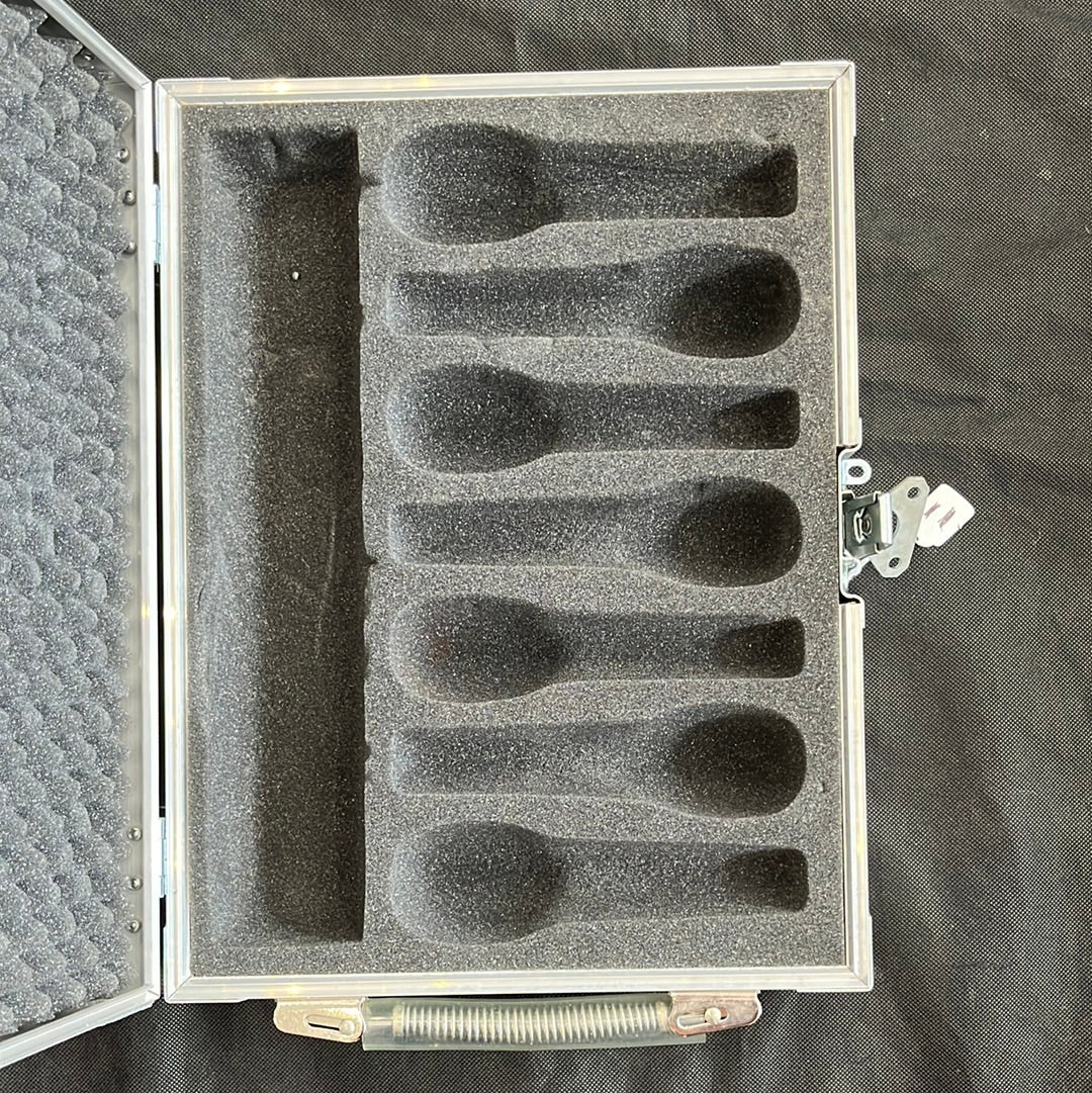 Microphone Flight Case, 7 x  SM58 Style mic + accessories space - DD77F