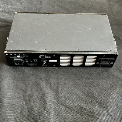 E300 - 300 Watt Bass Head, Used