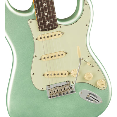 American Professional II Strat, Rosewood fingerboard, Mystic surf green